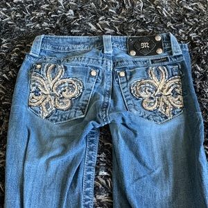 Miss Me low rise, bootcut jeans